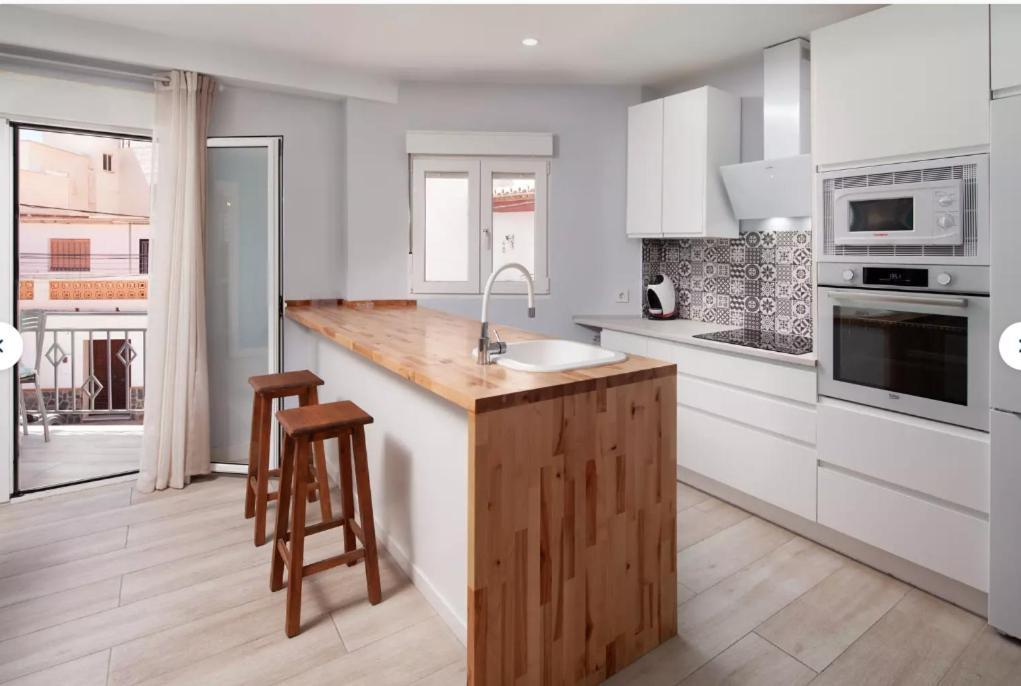Apartamentos Lolitalola Holidays ซาโลเบรญา ภายนอก รูปภาพ