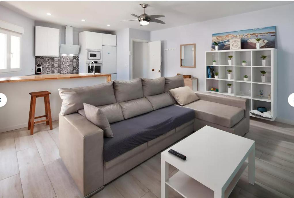 Apartamentos Lolitalola Holidays ซาโลเบรญา ภายนอก รูปภาพ