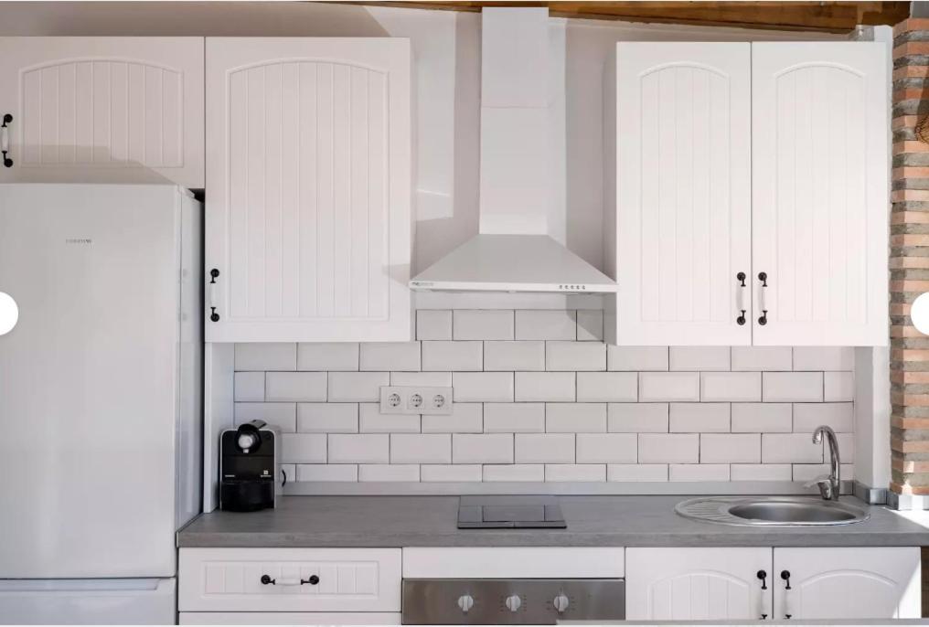 Apartamentos Lolitalola Holidays ซาโลเบรญา ภายนอก รูปภาพ