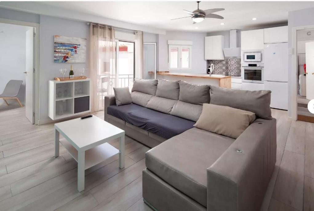 Apartamentos Lolitalola Holidays ซาโลเบรญา ภายนอก รูปภาพ