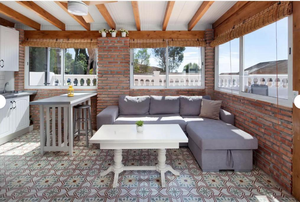 Apartamentos Lolitalola Holidays ซาโลเบรญา ภายนอก รูปภาพ