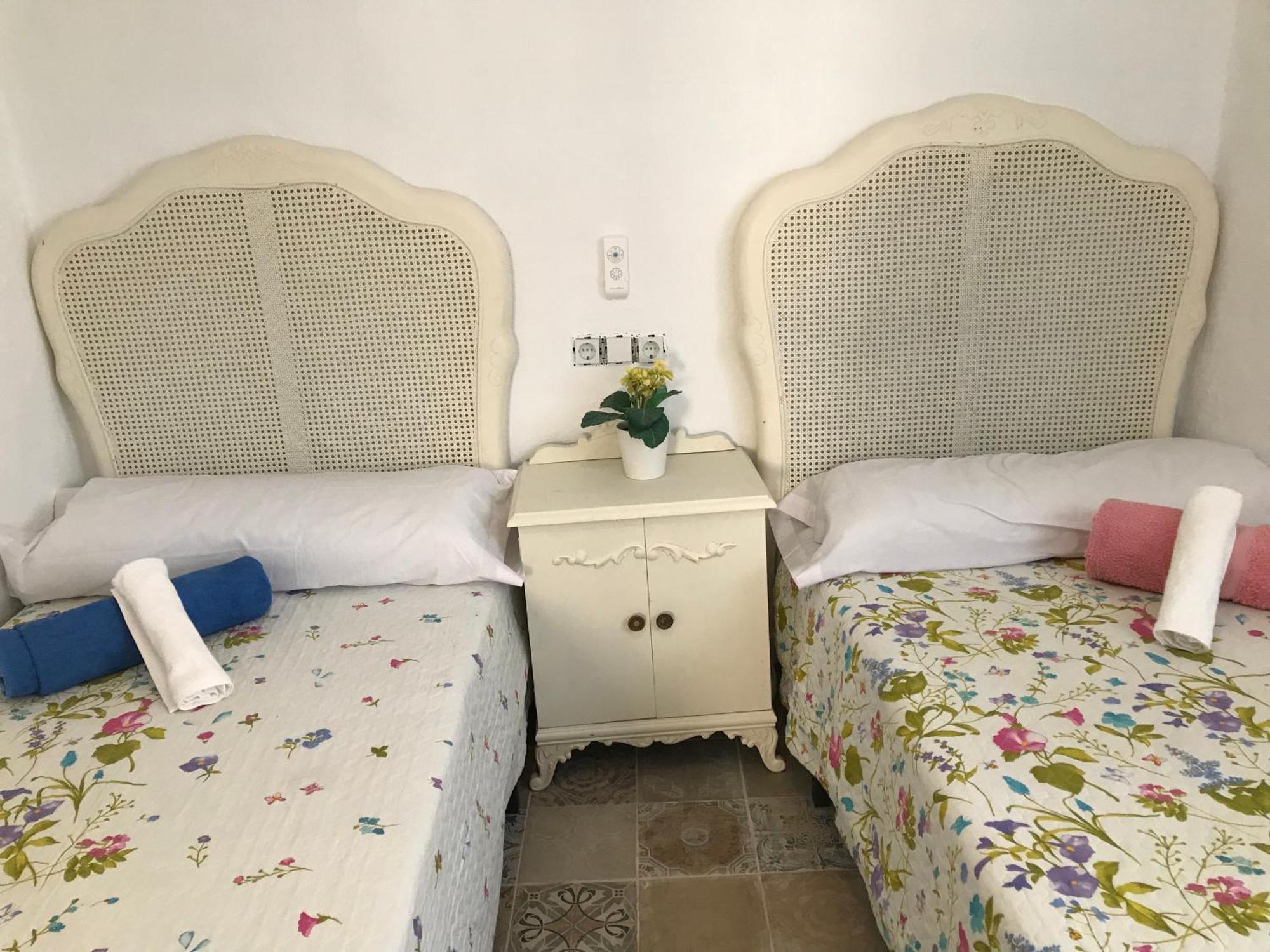 Apartamentos Lolitalola Holidays ซาโลเบรญา ภายนอก รูปภาพ